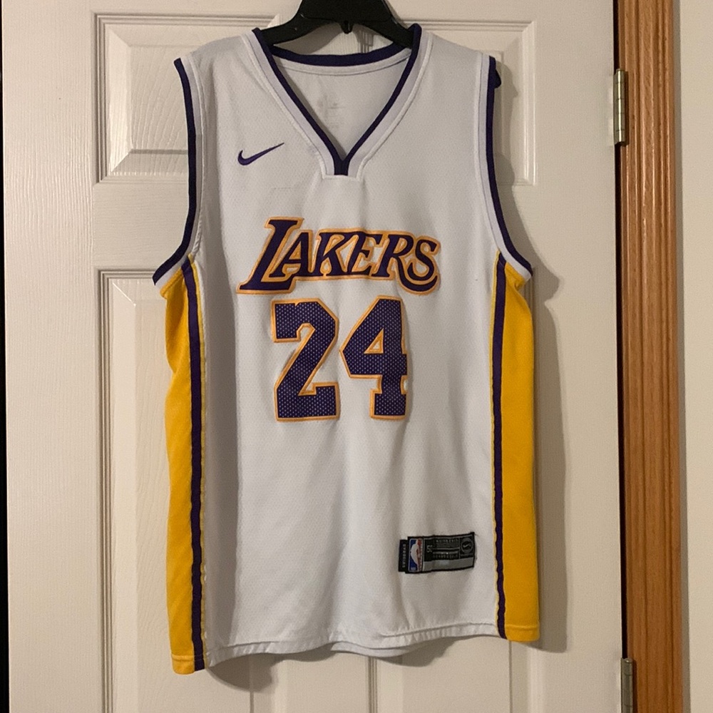 COPY - Kobe Bryant Jersey!